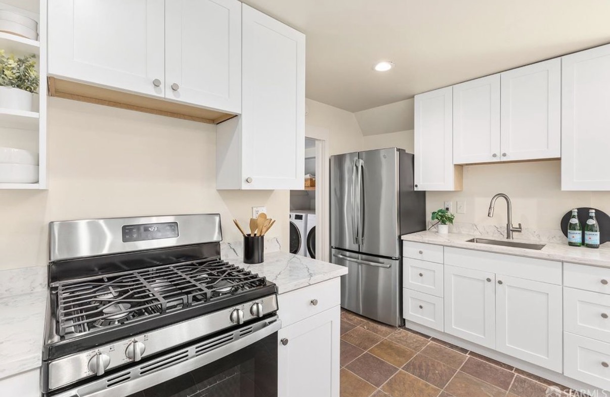 Bright kitchen remodel